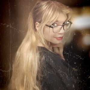 Meet your Posher, Jeni